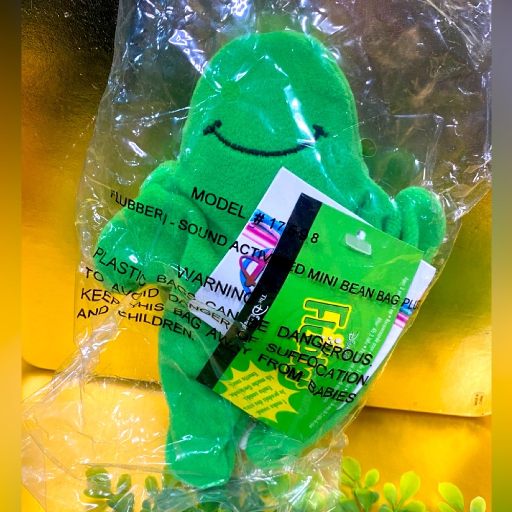 DISNEY STORE & PARKS EXCLUSIVE NWT VTG 90’s FLUBBER BEAN BAG PLUSH SEALED BAG 7”